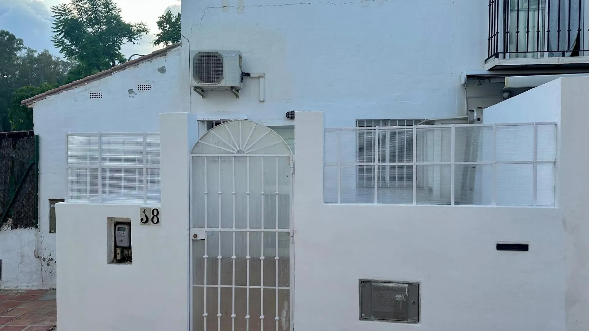 Apartamentum Torremolinos With Pool アパート